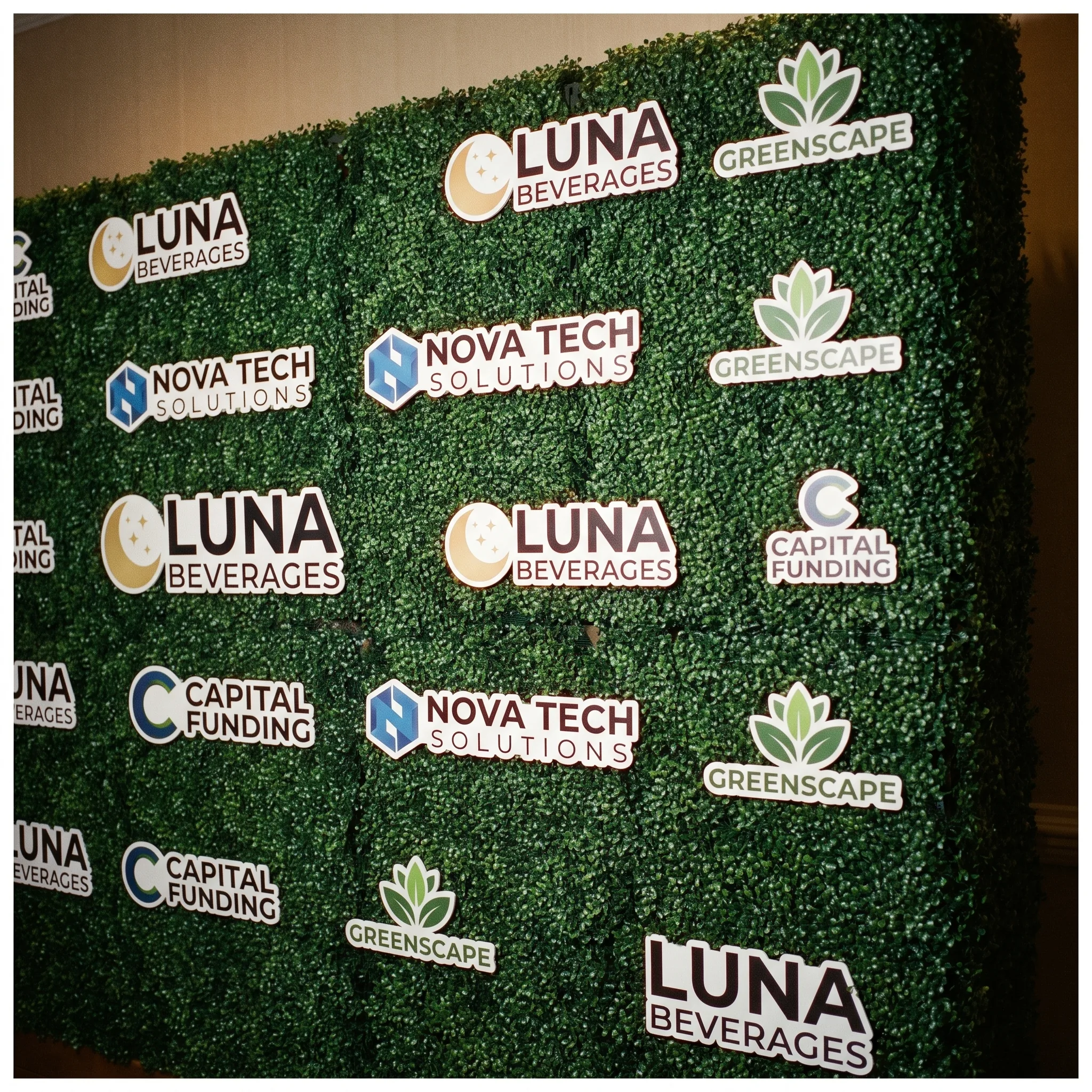 Step-and-repeat hedge backdrop